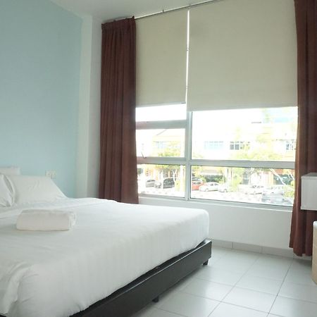ซัน อินน์ โฮเต็ล ลักษมานา Malacca ภายนอก รูปภาพ